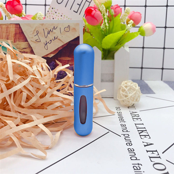 Obrázek z Elegantní rozprašovač na parfémy - černý 