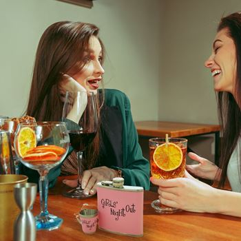 Obrázek z Dárková placatka - Girls Night Out - v2 